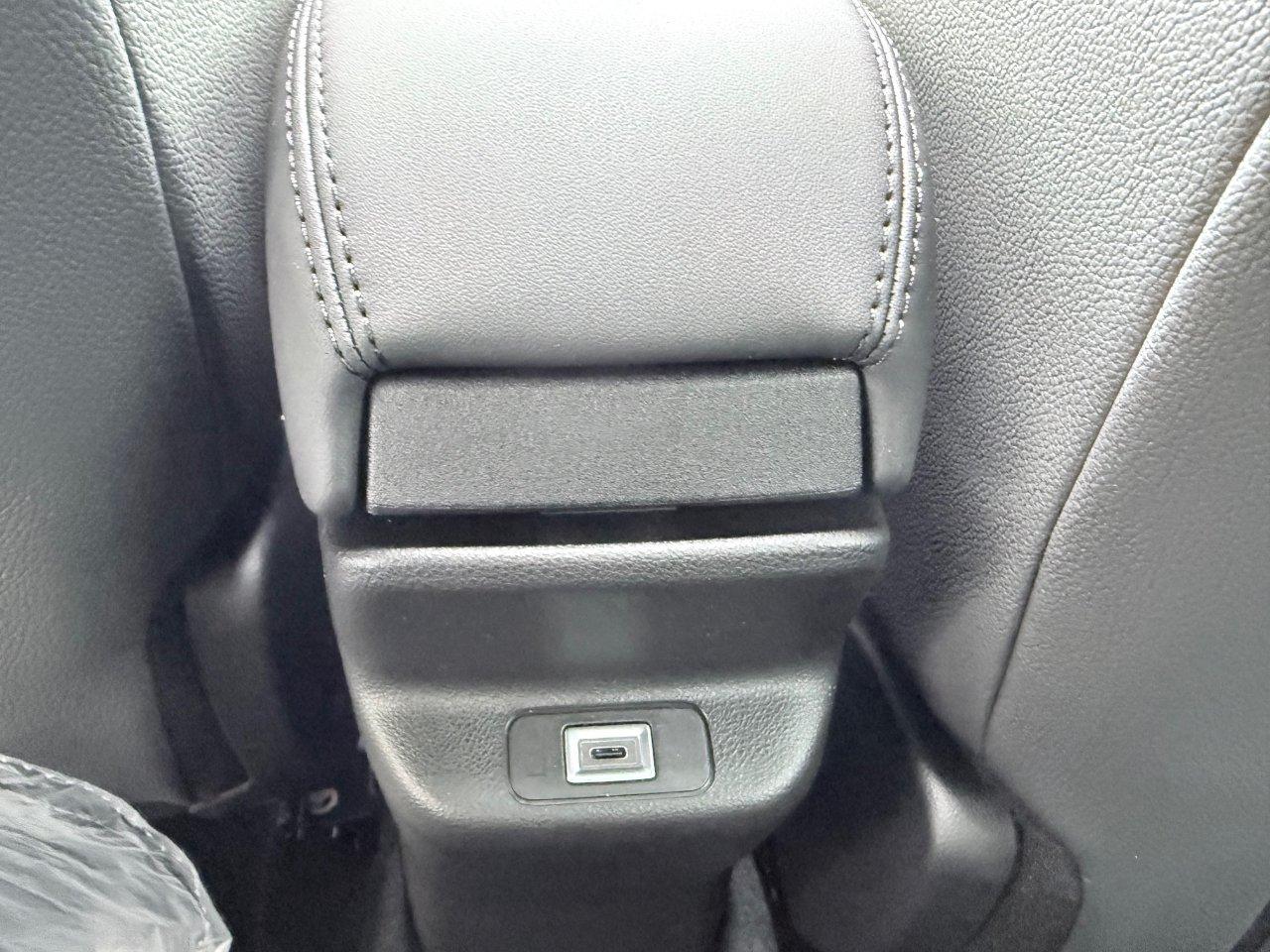 Jeep Avenger 1.2 turbo e-hybrid mhev Summit fwd 110cv edct6