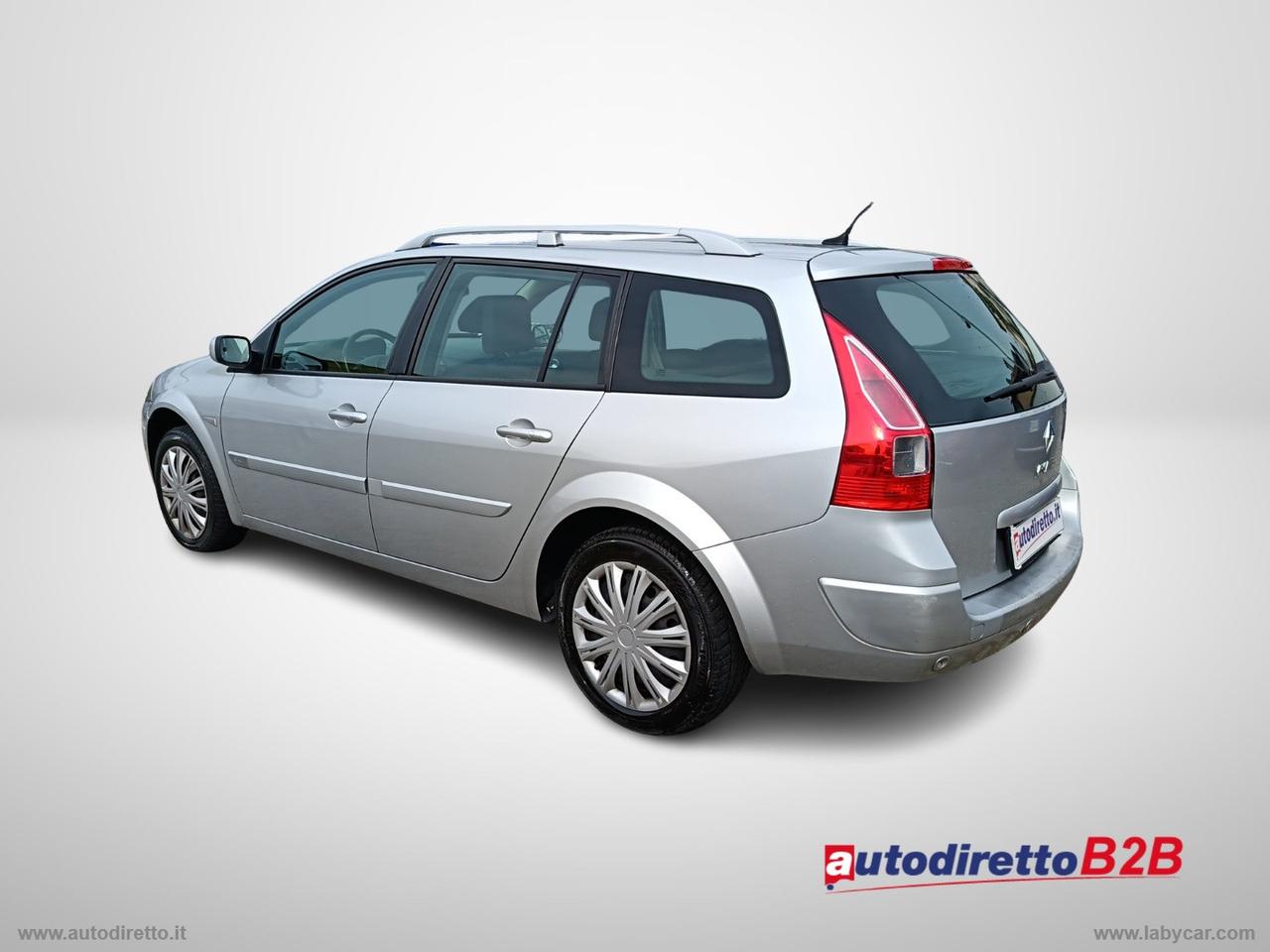RENAULT Mégane 1.5 dCi 110 CV Dynamique