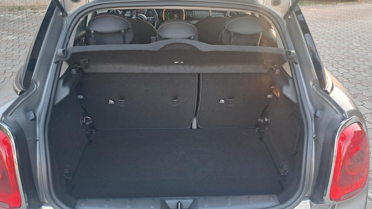 Mini Cooper D 5 porte