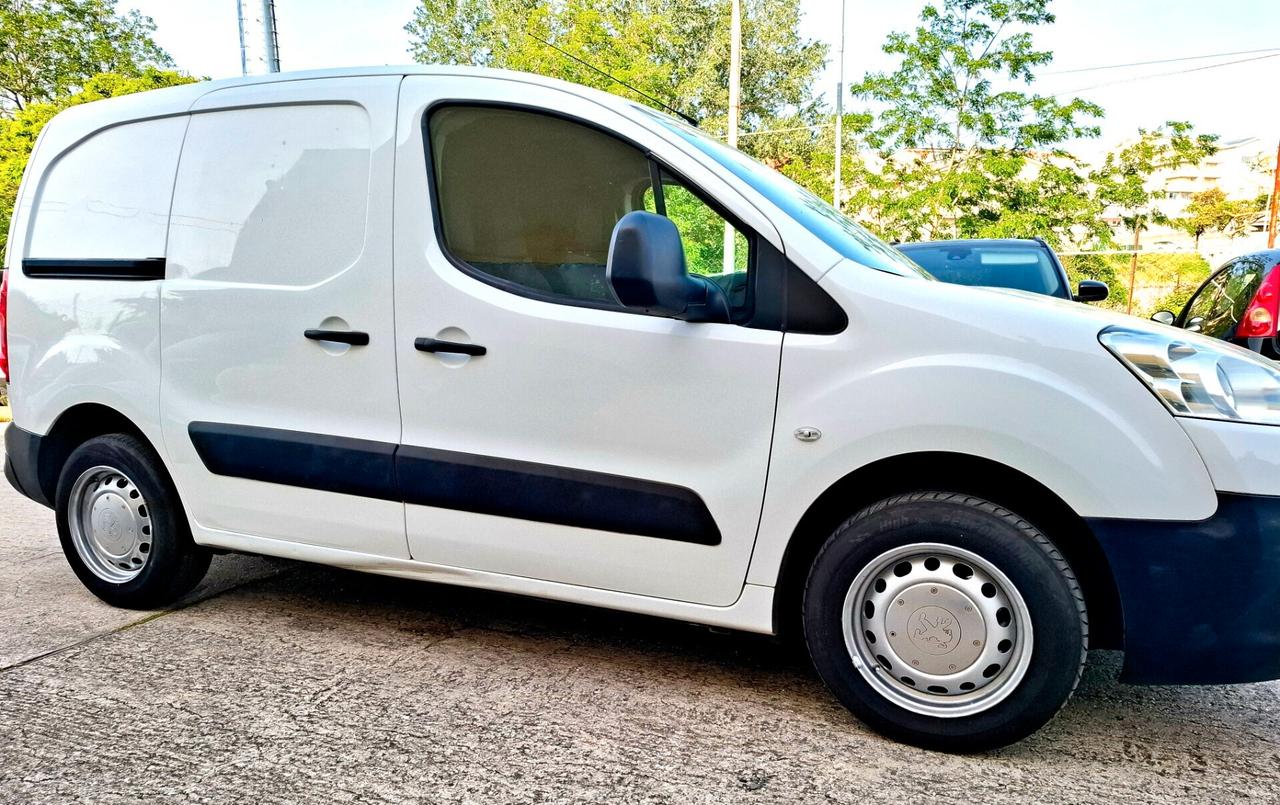 Peugeot Partner 1.6 HDi 92CV 3posti