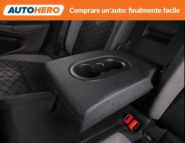 VOLKSWAGEN Golf 1.5 eTSI 150 CV EVO ACT DSG R-Line