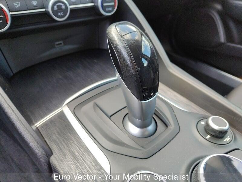 Alfa Romeo Giulia 2.2 Turbodiesel 160 CV AT8 Super