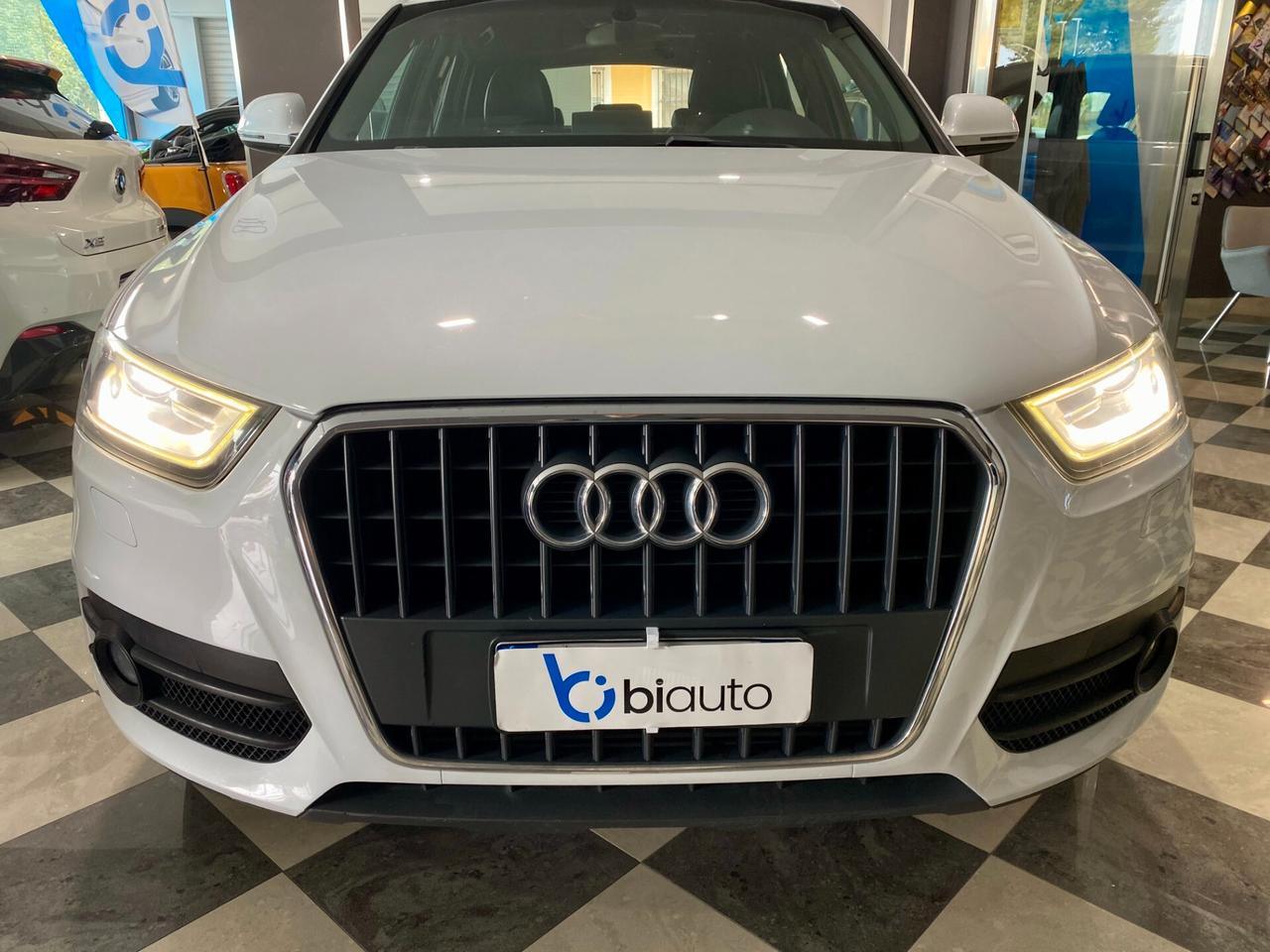 Audi Q3 2.0 TDI 177 CV quattro S tronic S-Line-2012