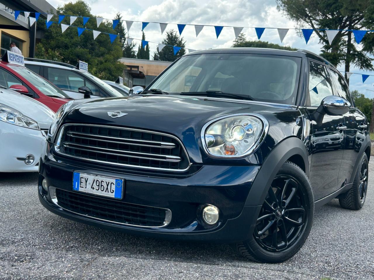 " UNA CHICCA " Mini 2.0 Cooper D Countryman Automat.