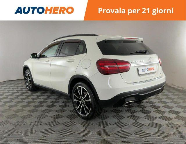 MERCEDES-BENZ GLA 180 d Automatic Sport