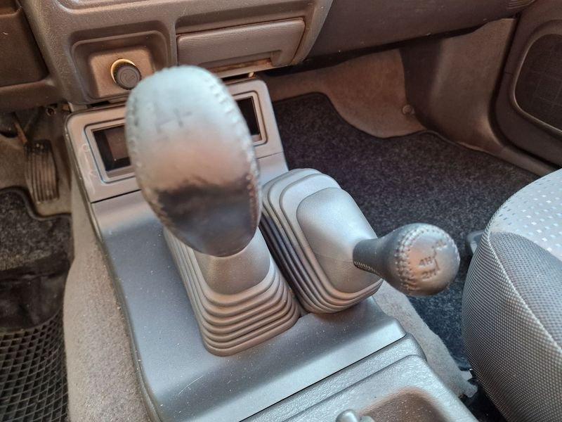 Mitsubishi L200 L200 d.cab 2.5 tdi GL 4wd 115cv N1 5posti