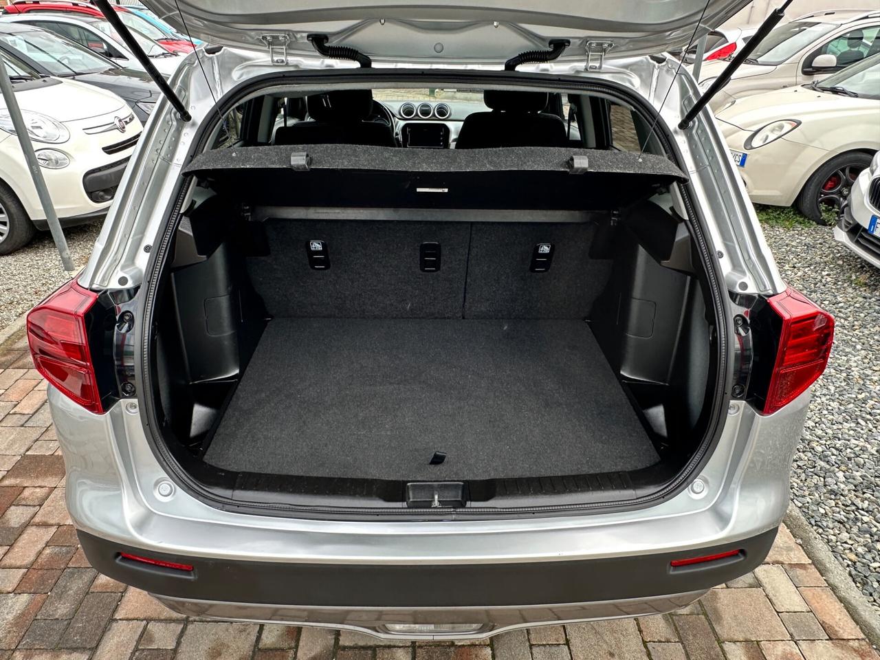 Suzuki Vitara 1.4 Hybrid Top