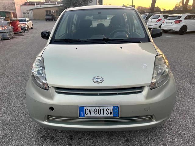 DAIHATSU Sirion senza nessun lavoro da fare Bellissima