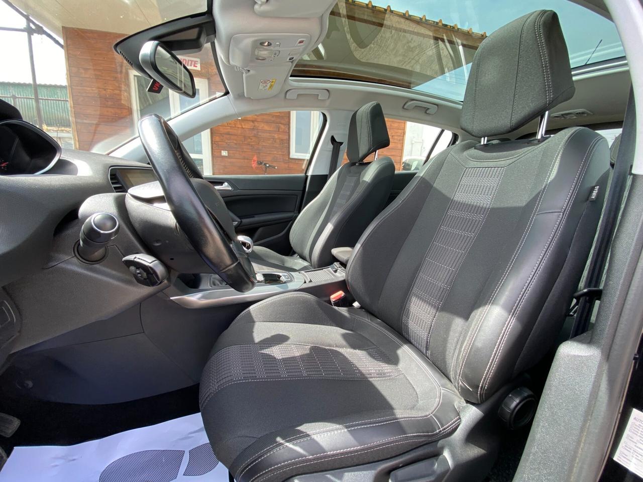 PEUGEOT 308 1.5 BlueHDi Allure GARANTITA