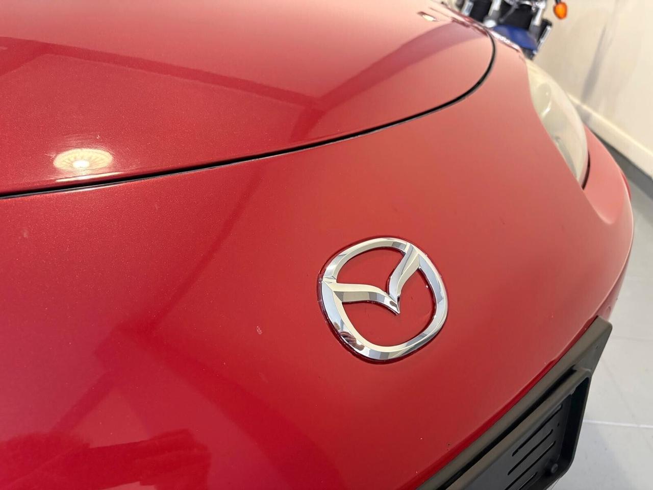 Mazda MX-5 Roadster 2.0L 16V 3rd Generation