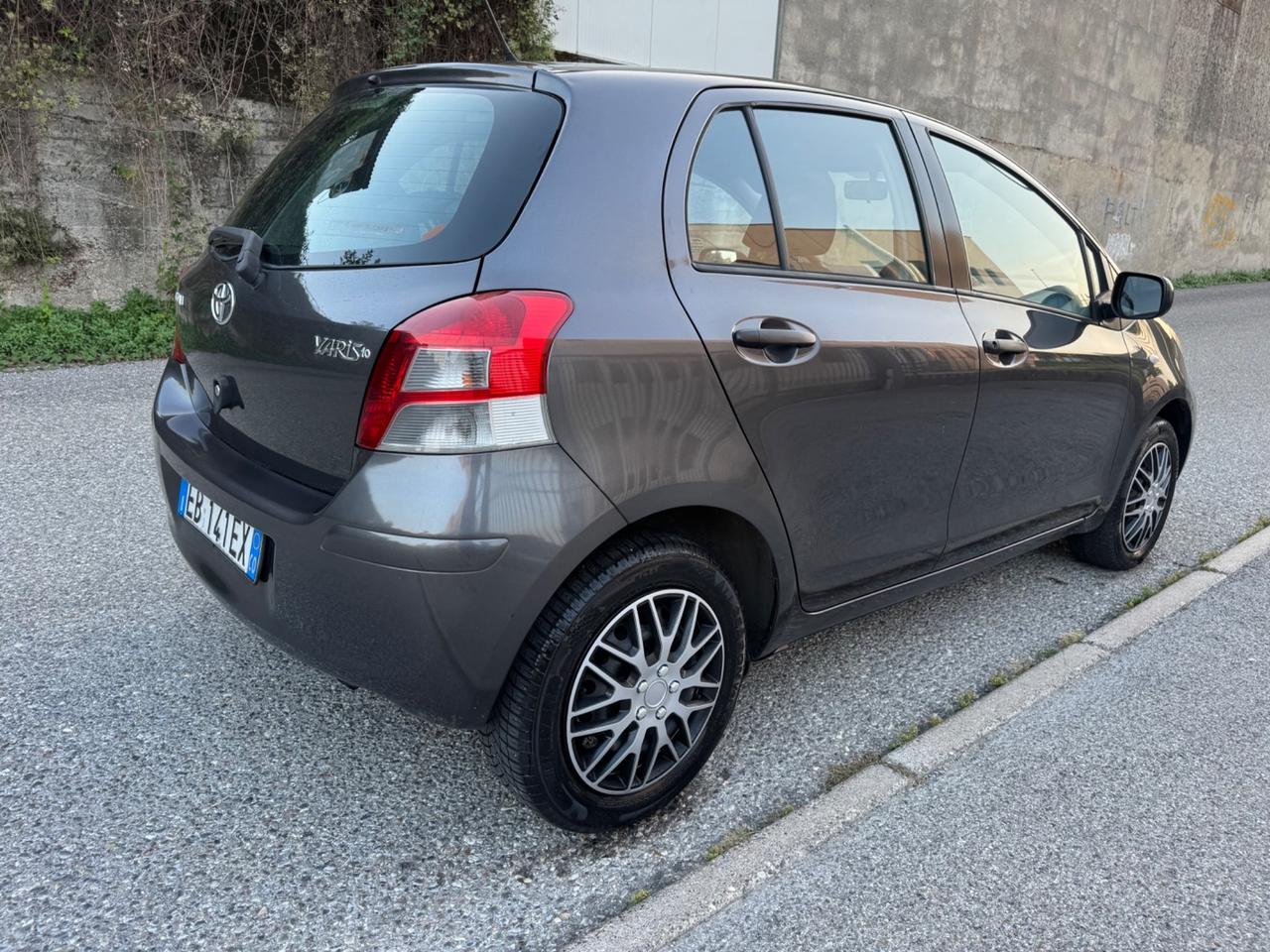 Toyota Yaris soli 120000km