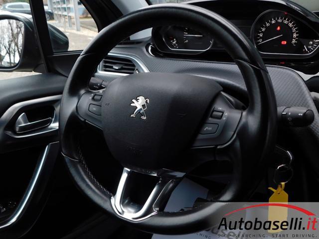 PEUGEOT 2008 1.2 TURBO 110CV S&S ALLURE, NAVIGATORE, CARPLAY
