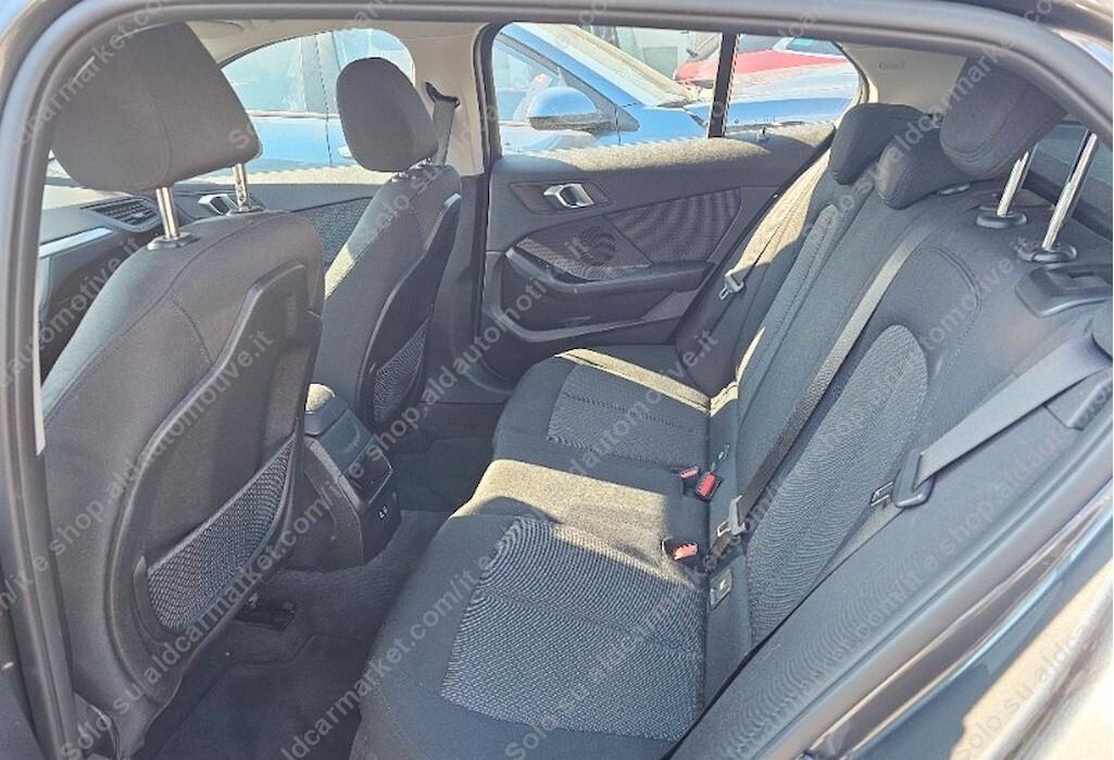 BMW 116d 116cv 2021 AUT. NAVI (PERMUTO)