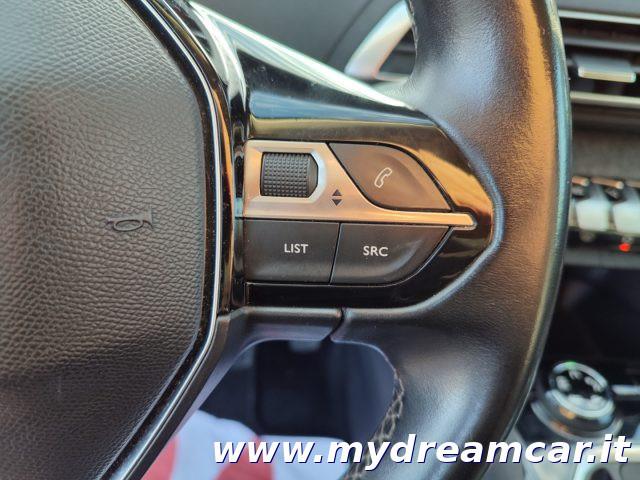 PEUGEOT 3008 BlueHDi 130 S&S Allure