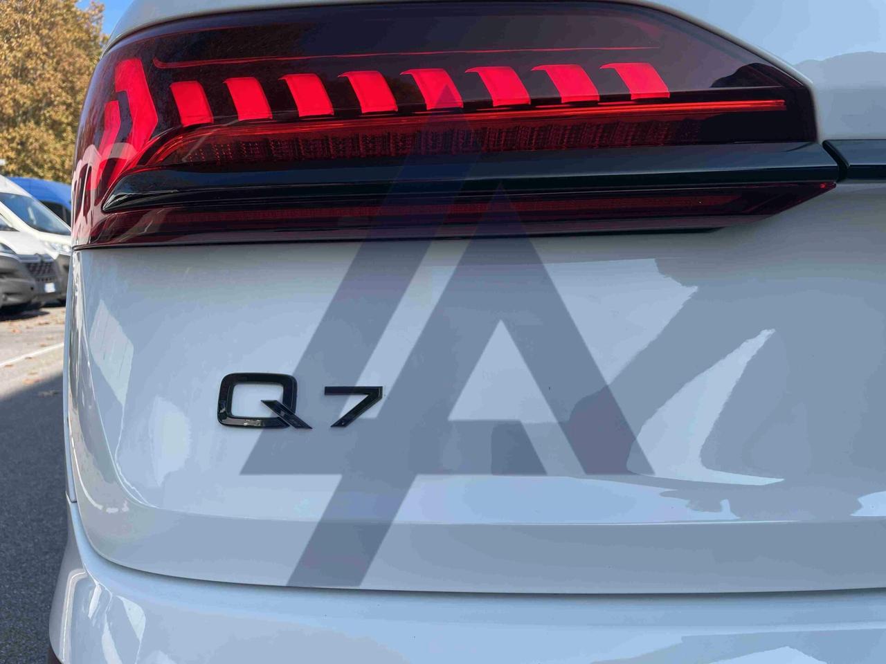 Audi Q7 55 TFSI e quattro tiptronic Sport