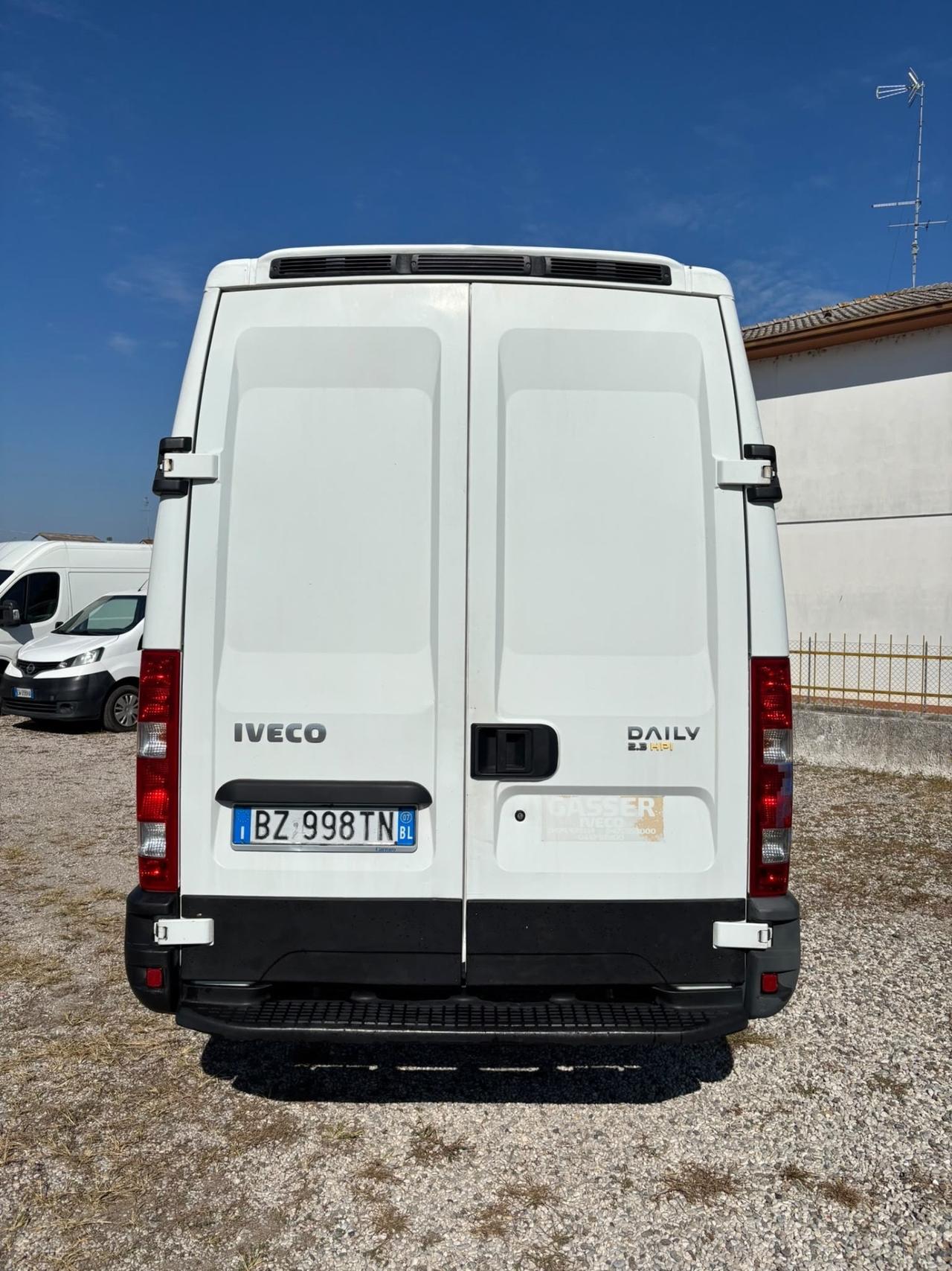 Iveco Daily 35C12 2.3 Hpi PL-RG Cabinato