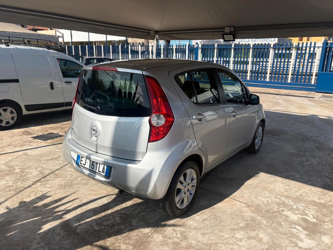Opel Agila 1.2 16V 94CV Enjoy cambio automatico