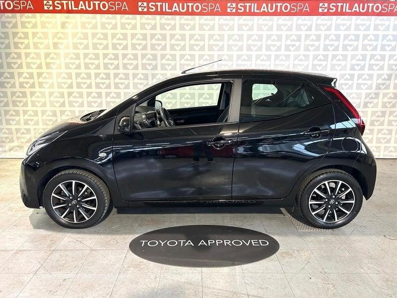 Toyota Aygo Connect 1.0 VVT-i 72 CV 5 porte x-play