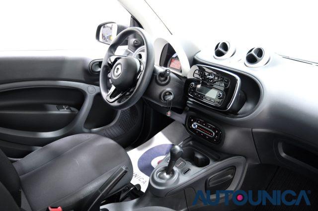 SMART ForTwo 70 1.0 TWINAMIC TETTO PANORAMA NEOPATENTATI