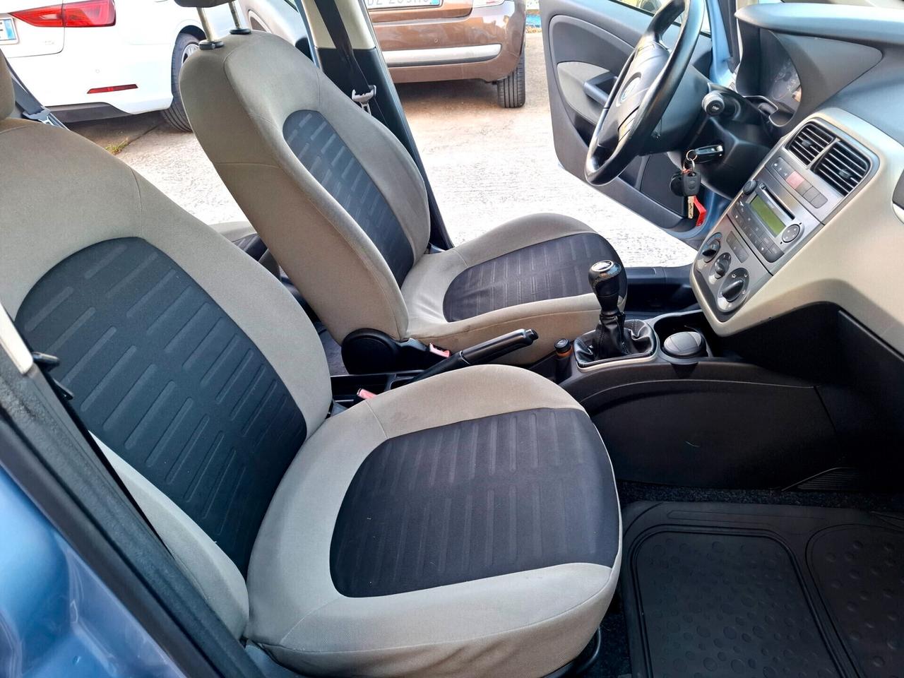 Grande Punto 1.3 MJT 75 CV 5 porte 105000km