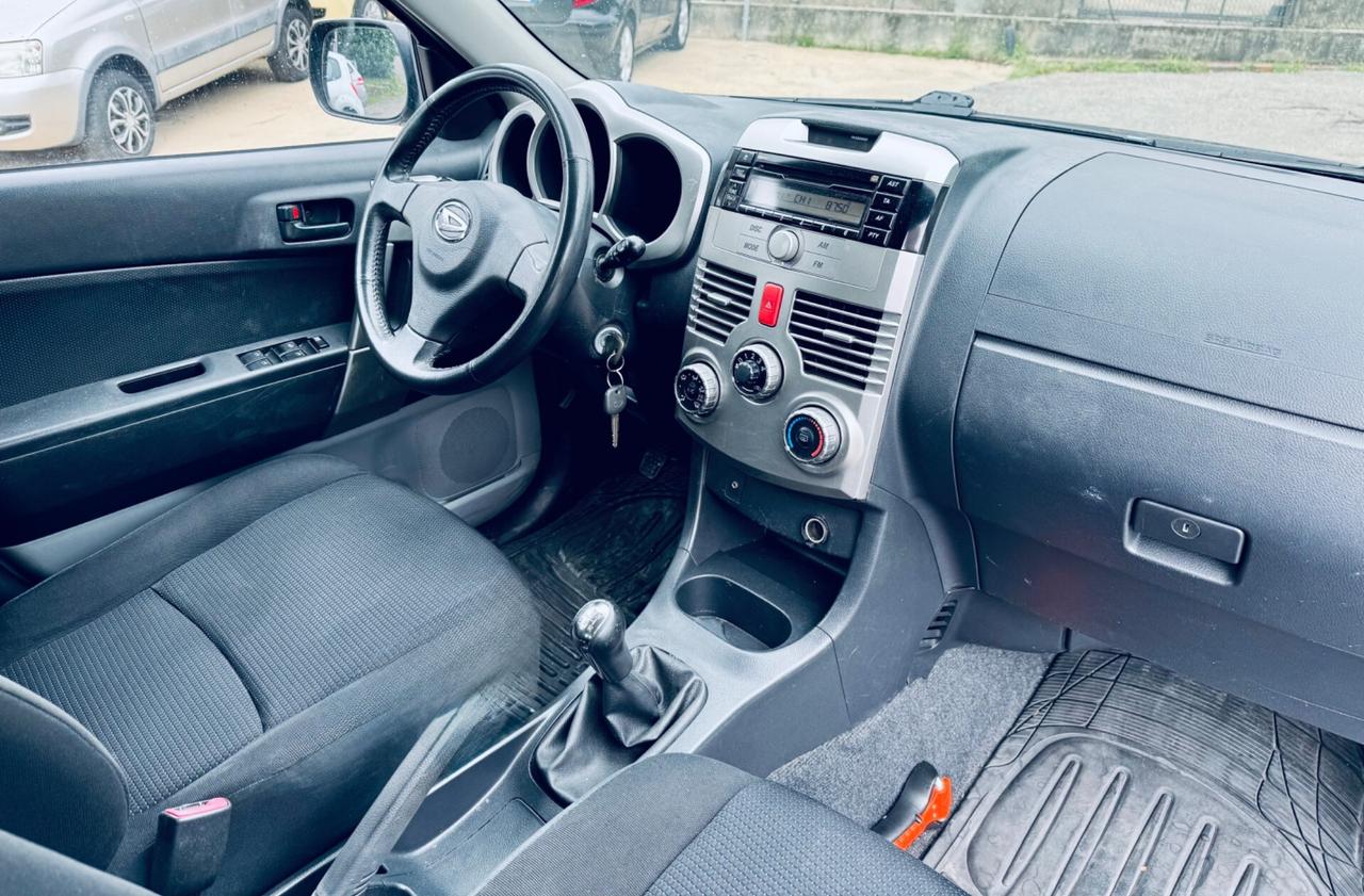 Daihatsu Terios 1.5 4X4 Ok Neopatentati