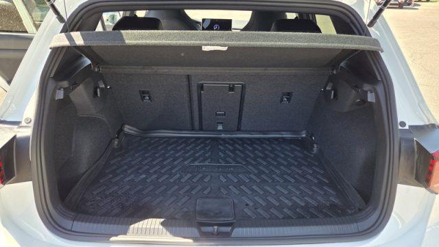 VOLKSWAGEN Golf 2.0 TDI 150 CV DSG SCR R-Line Plus PERMUTE UNICOPR
