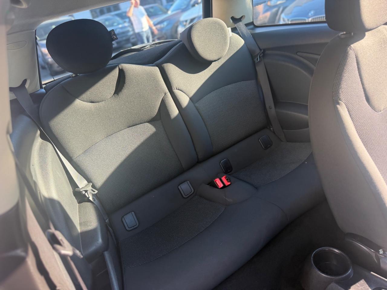 Mini 2.0 16V Cooper D Automatica 106.000 km