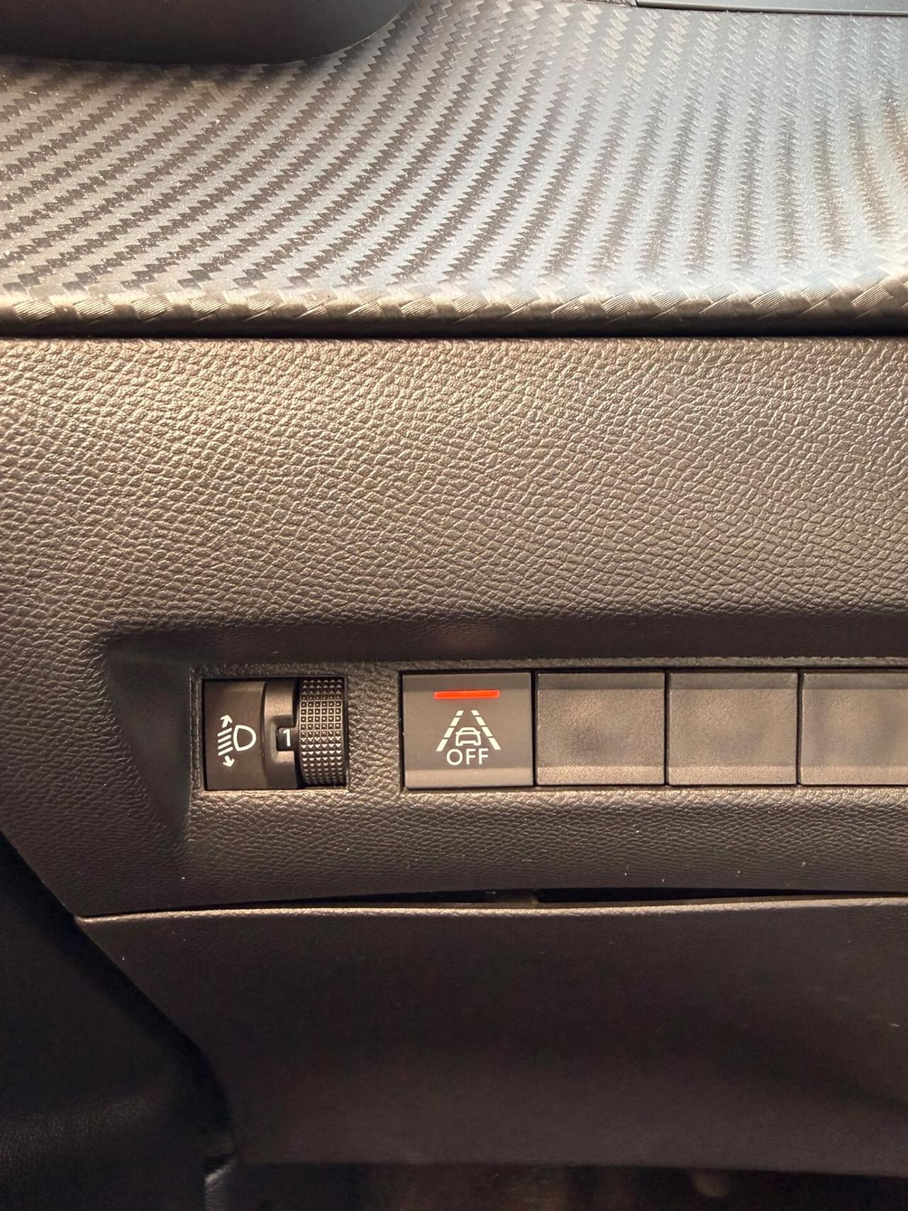 Peugeot 2008 BlueHDi 130 S&S EAT8 Allure Pack
