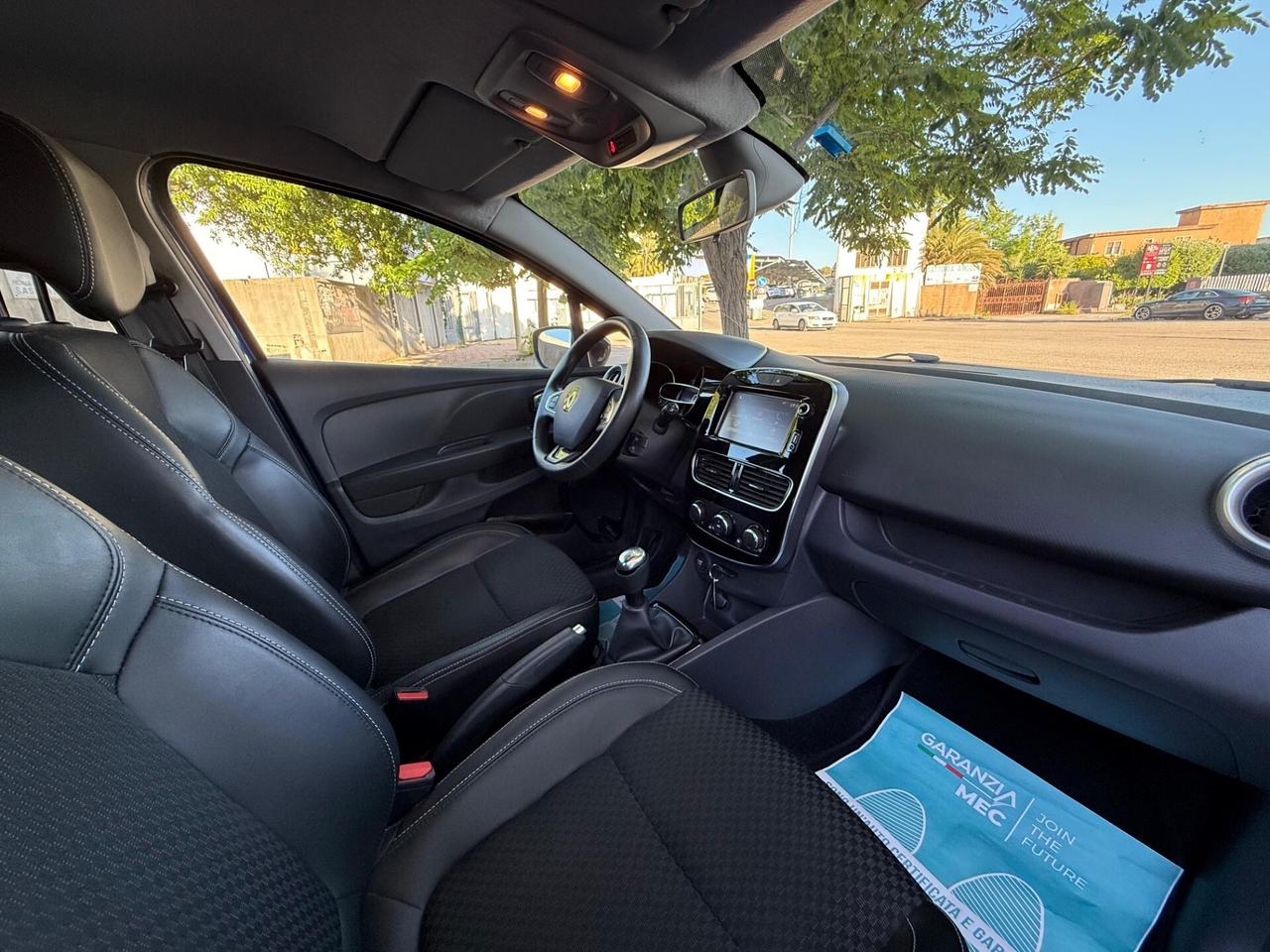 Renault Clio 0.9 TCE KM. 71000!