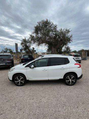 Peugeot 2008 1.6hdi full optional xfetta in tutto