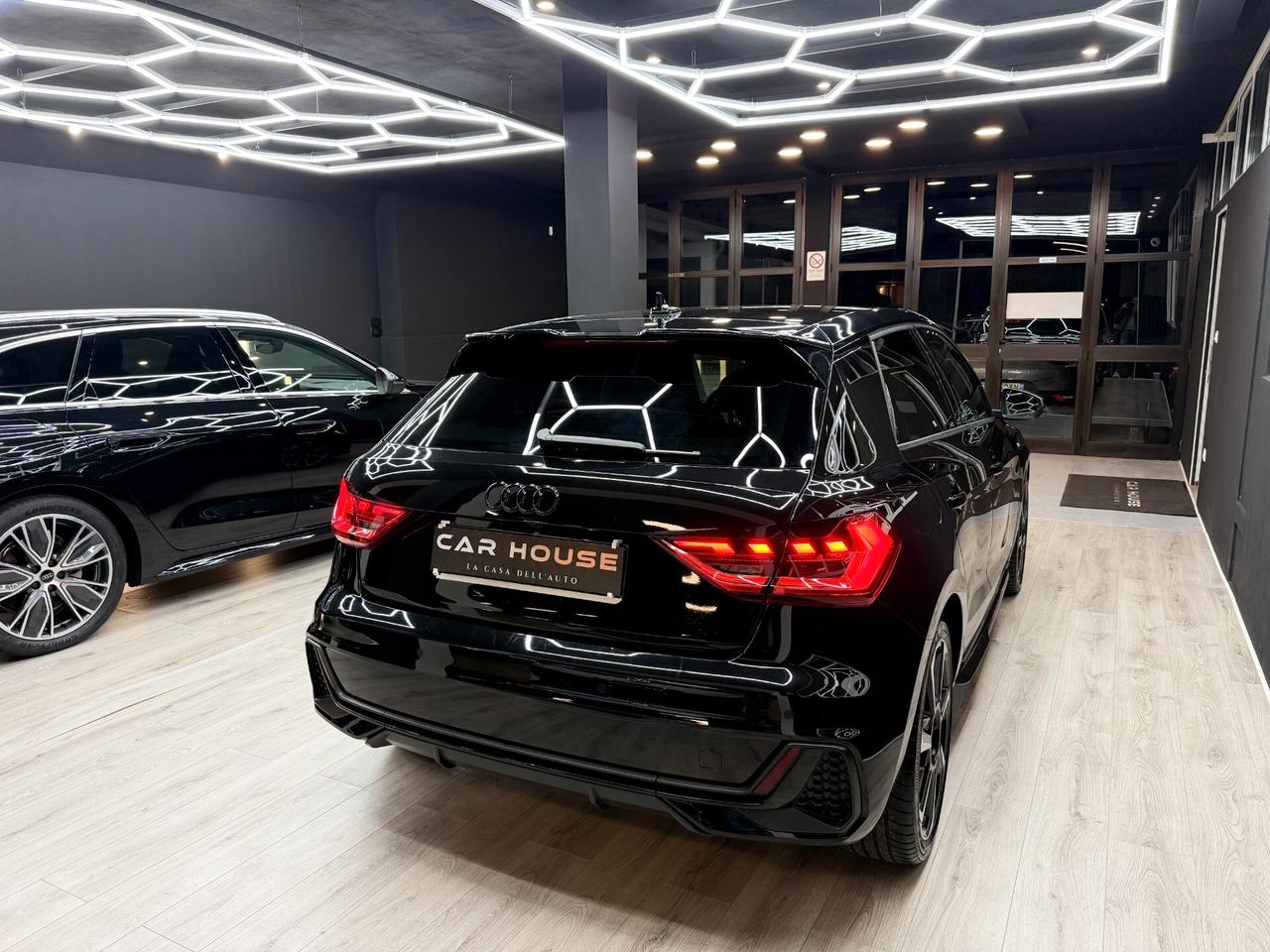 AUDI A1 SPB 30 TFSI 1.0 116CV S-LINE S-TRONIC BLACK EDITION