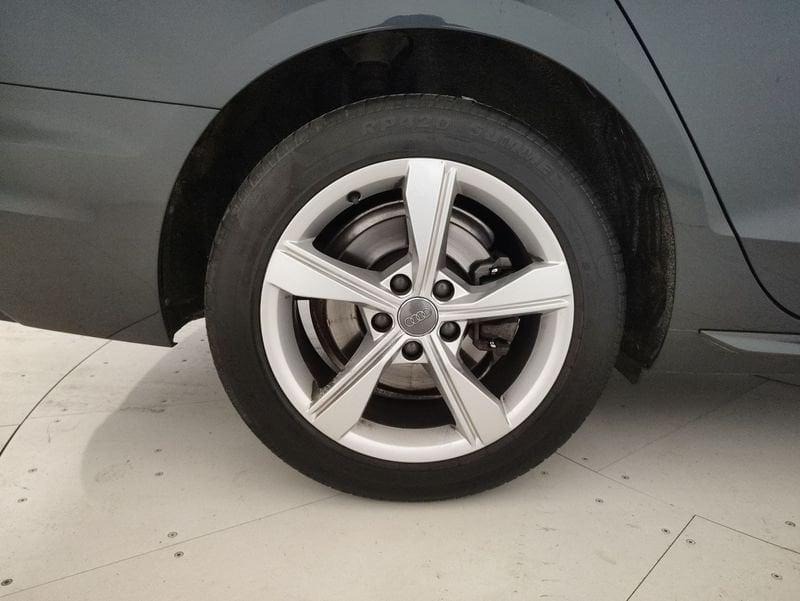 Audi A4 Avant 35 2.0 tdi mhev Business Advanced 163cv s-tronic