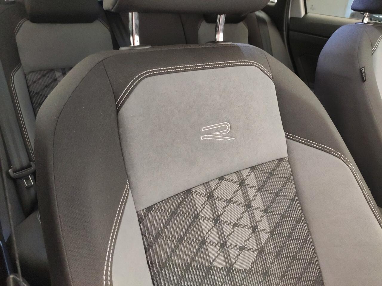 Volkswagen Taigo 1.0 TSI 115 CV DSG R-Line