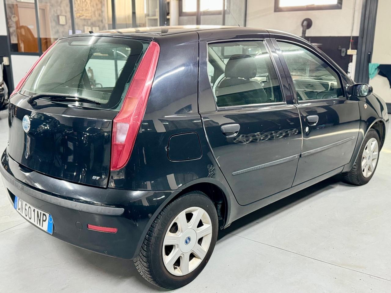 Fiat Punto 1.2 Benzina 16V 5 porte Neopatentati