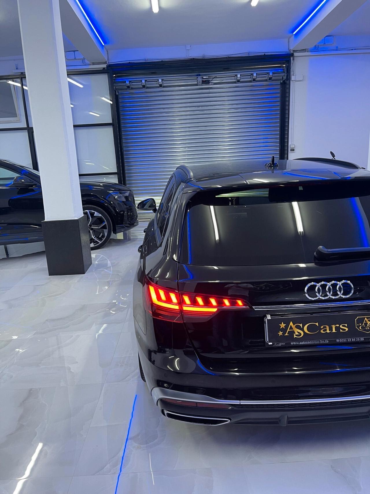 Audi A4 Avant 40 TDI quattro S tronic S line edition