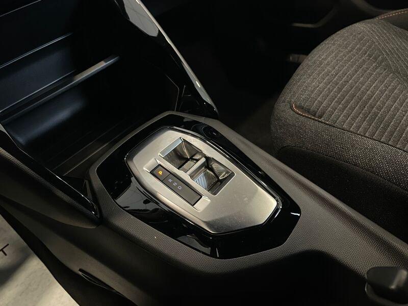 Peugeot 2008 2008 1.2 hybrid Edition 110cv e-dcs6