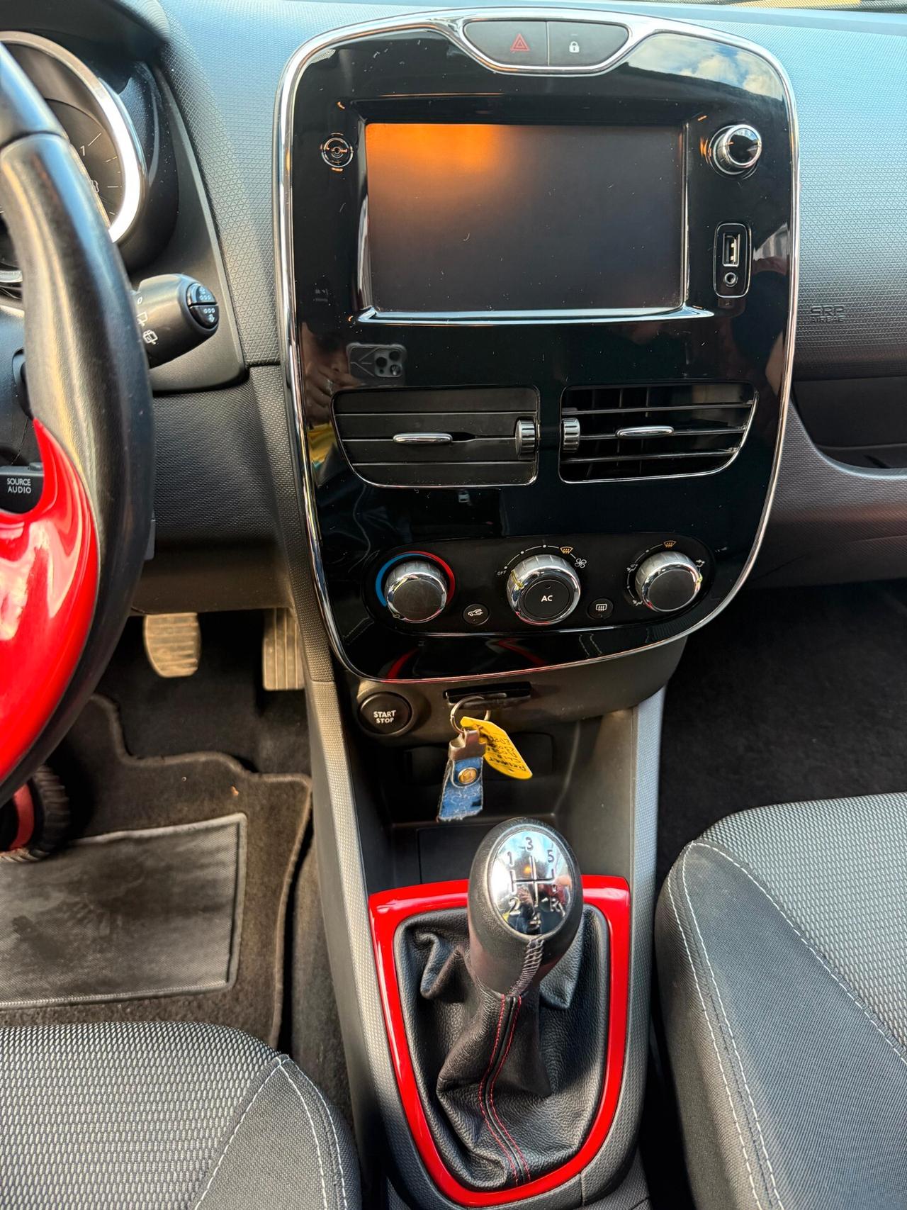 Renault Clio 1.5 dCi 8V 75CV 5 porte Live