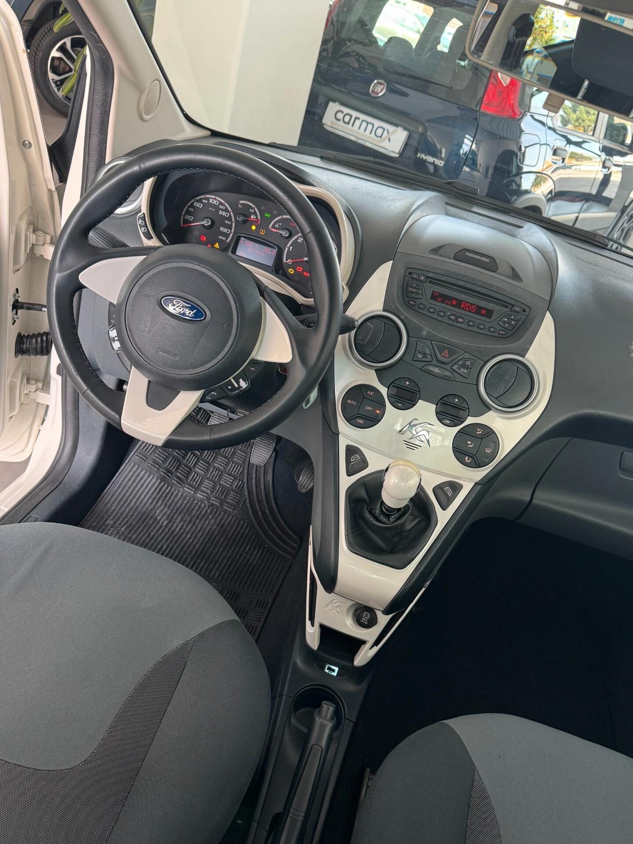 Ford Ka Ka+ 1.2 8V 69CV Titanium
