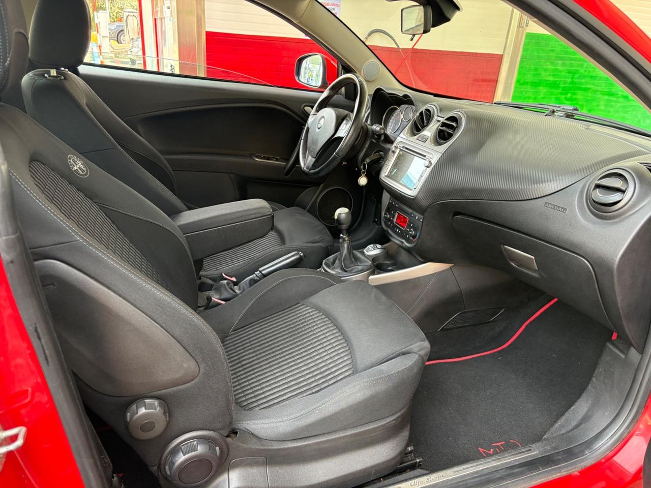 Alfa Romeo MiTo 1.6 JTDm 16V Distinctive Sport Pack