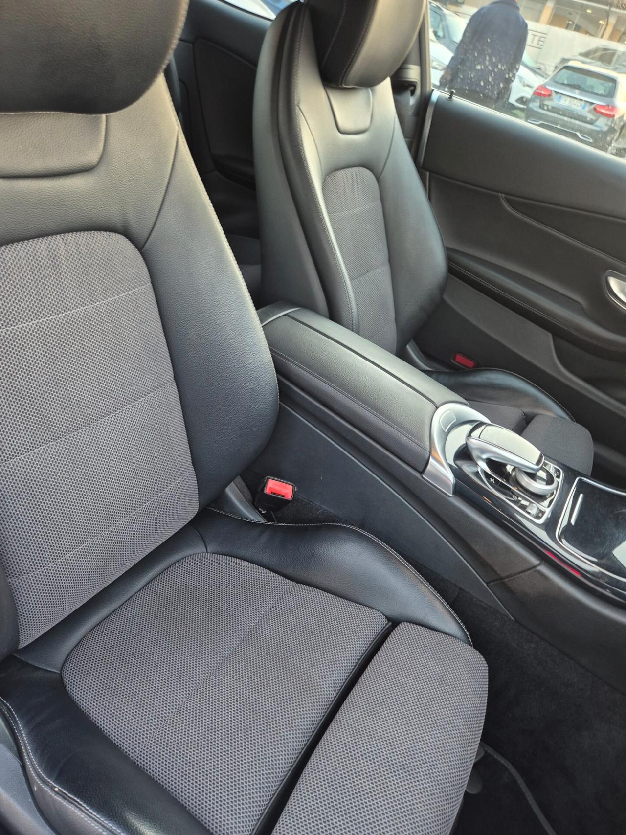 Mercedes-benz C 220 d 4 MATIC Coupé Sport