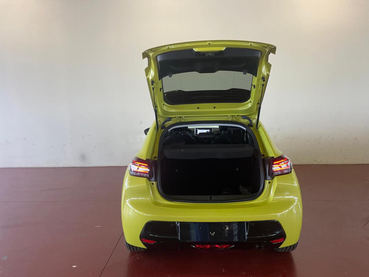 PEUGEOT 208 5P - ALLURE Hybrid 110 E-DCS6