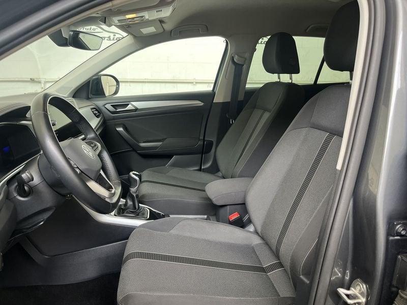 Volkswagen T-Roc T-Roc 1.0 tsi Life 110cv tua da 189,00 al mese