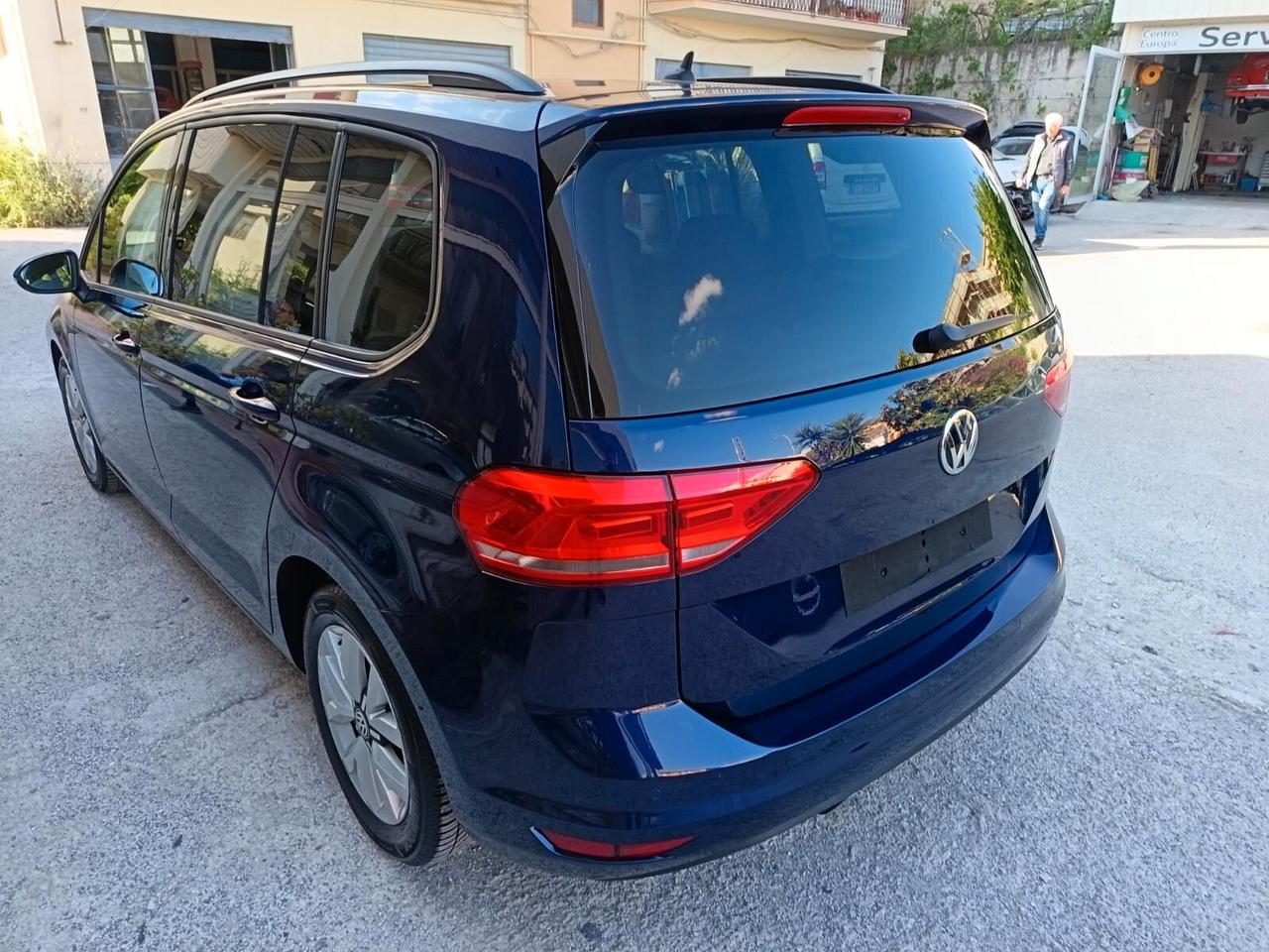 Volkswagen Touran 1.6 TDI Trendline BlueMotion Technology