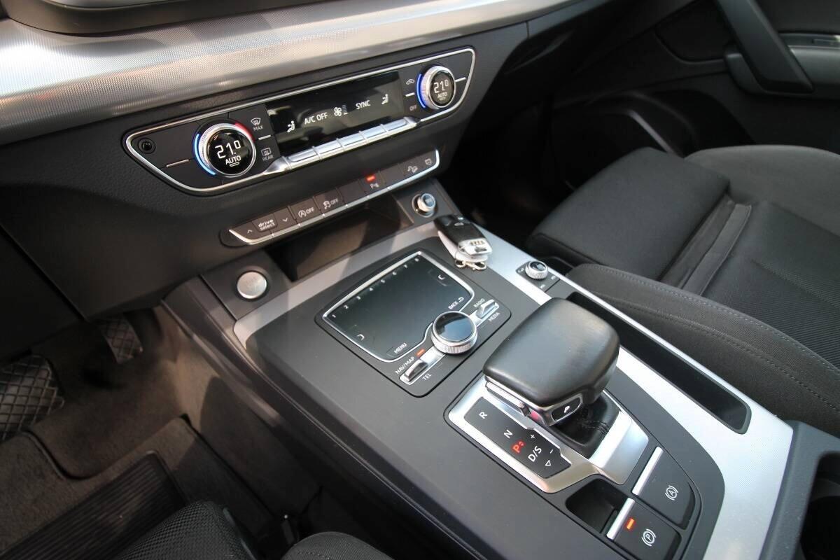 Audi Q5 2.0 TDI 190 CV Business Sport 11.2018