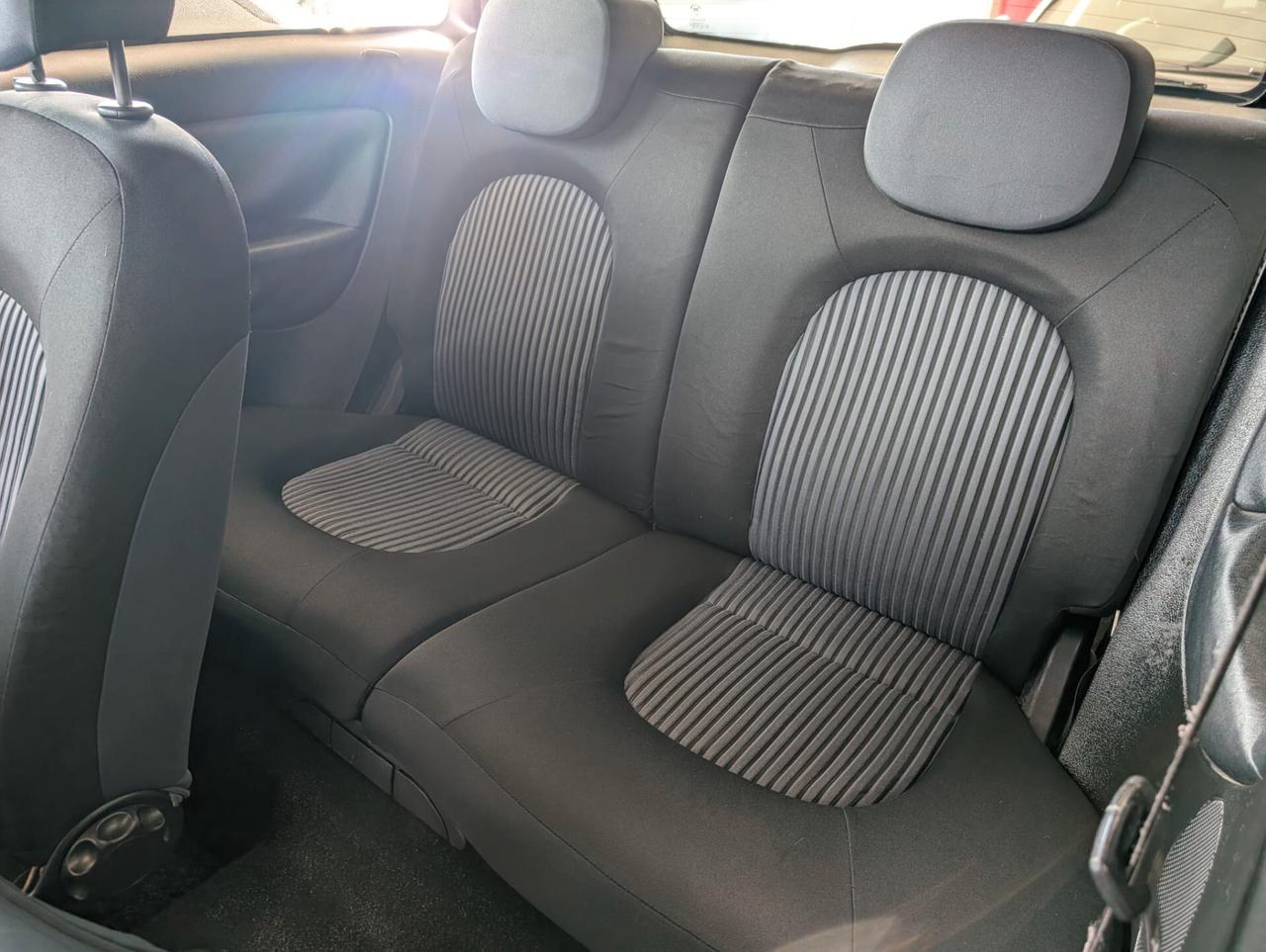 Lancia Ypsilon 1.3 MJT 75 CV