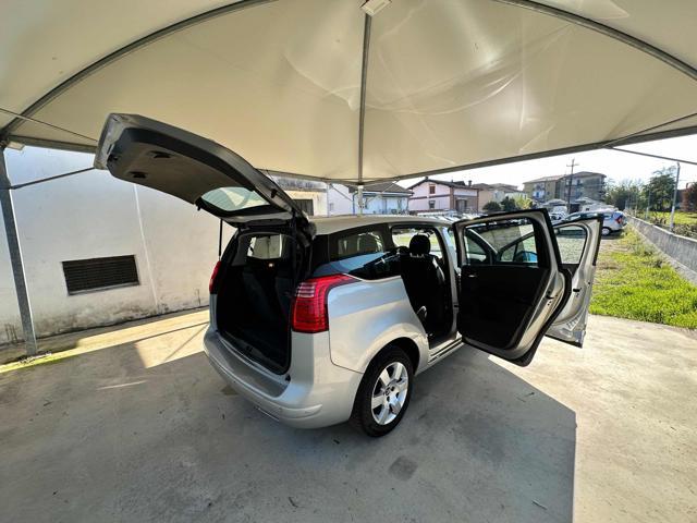 PEUGEOT 5008 1.6 HDi 115CV Business 7 POSTI FARI FENDINEBBIA