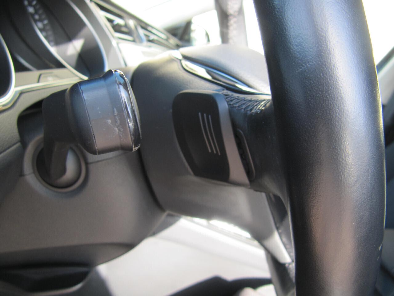 Volkswagen Passat Variant 1.6 TDI SCR DSG Business BMT - automatico