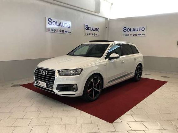 Audi Q7 3.0 tdi e-tron Bus. Plus quattro tip Tetto Gancio