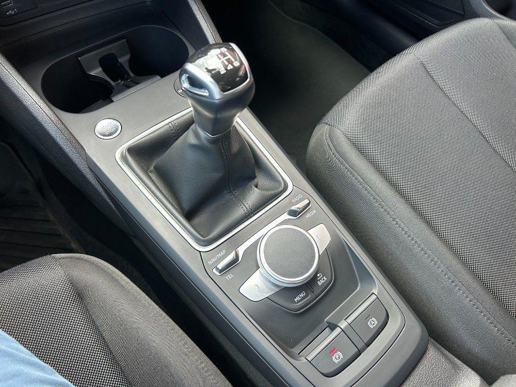 Audi Q2 30 TFSI Admired Advanced