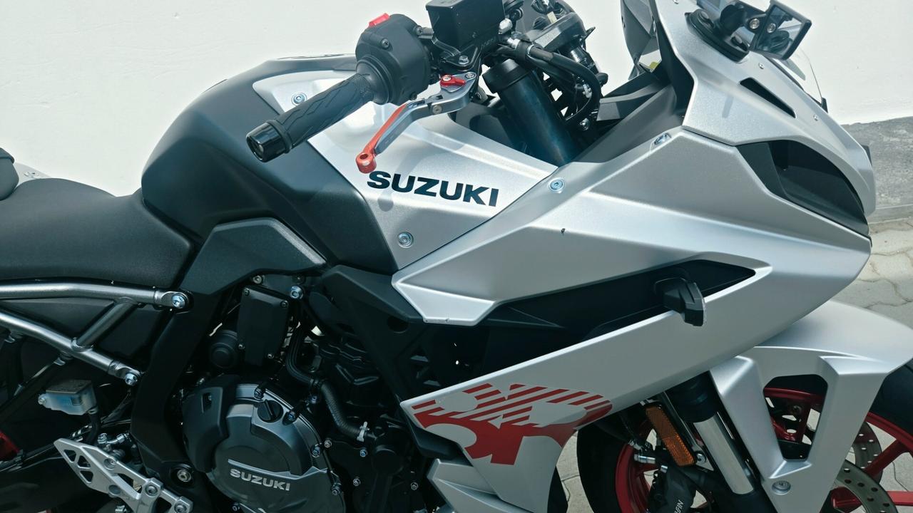Suzuki GSX-8R X8R ABS EURO 5 +